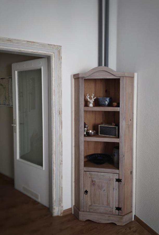 Flat In Neo Country Style Aus Gruenderzeit Bis 6 Person Appartement Leipzig Buitenkant foto