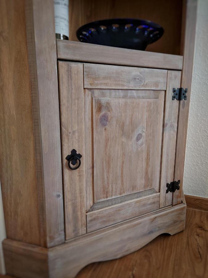Flat In Neo Country Style Aus Gruenderzeit Bis 6 Person Appartement Leipzig Buitenkant foto