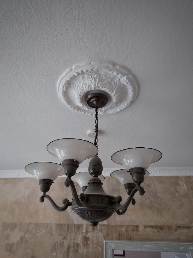 Flat In Neo Country Style Aus Gruenderzeit Bis 6 Person Appartement Leipzig Buitenkant foto