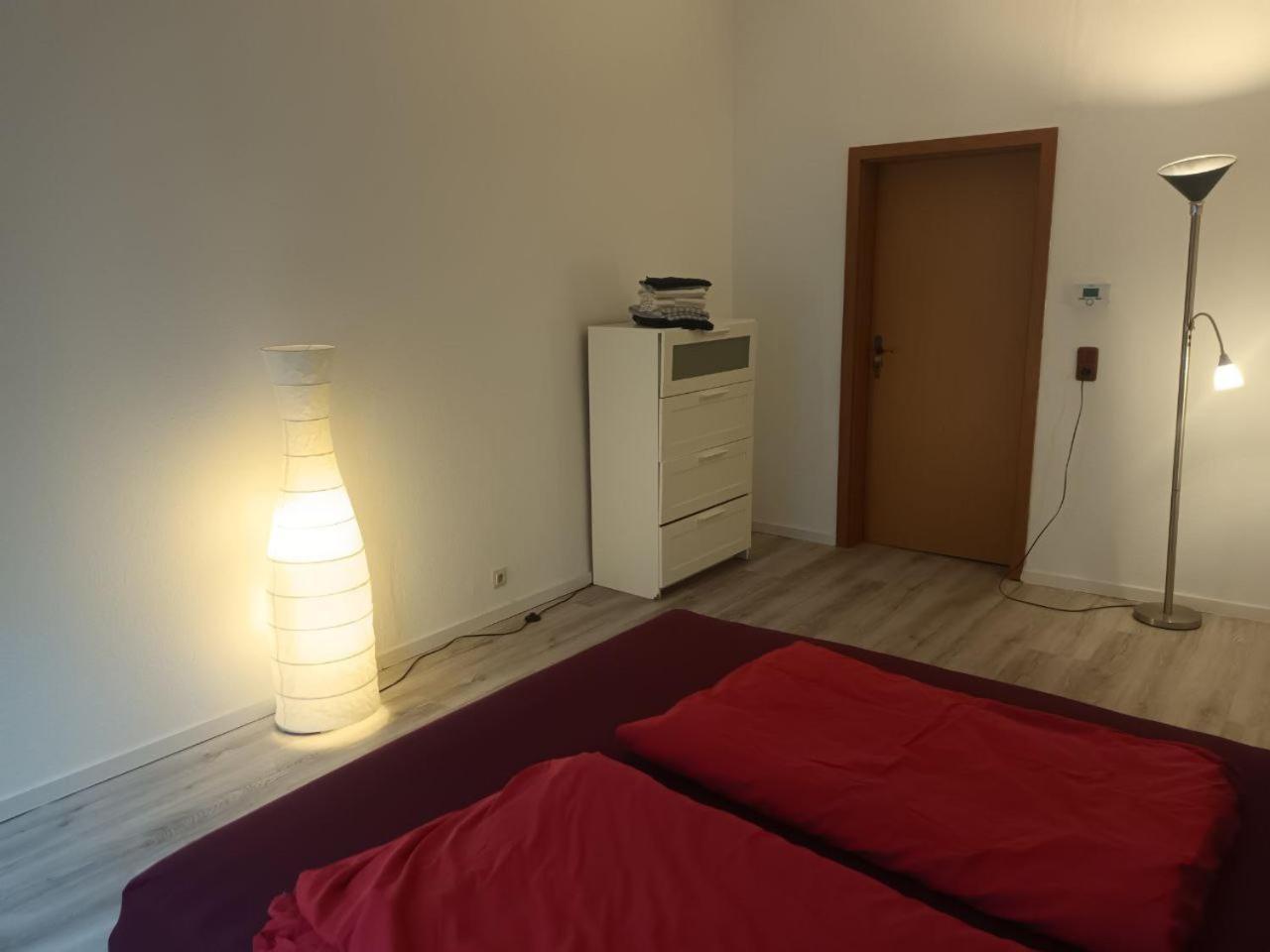 Flat In Neo Country Style Aus Gruenderzeit Bis 6 Person Appartement Leipzig Buitenkant foto