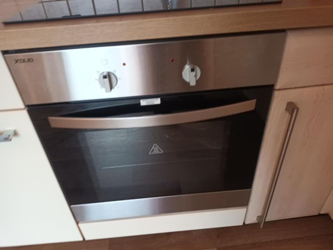 Flat In Neo Country Style Aus Gruenderzeit Bis 6 Person Appartement Leipzig Buitenkant foto