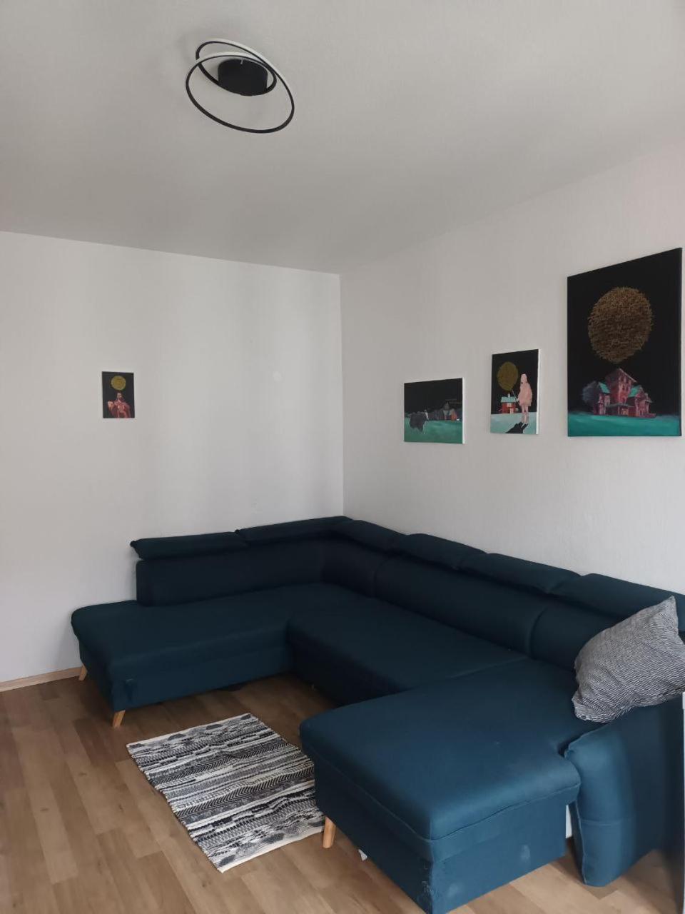 Flat In Neo Country Style Aus Gruenderzeit Bis 6 Person Appartement Leipzig Buitenkant foto