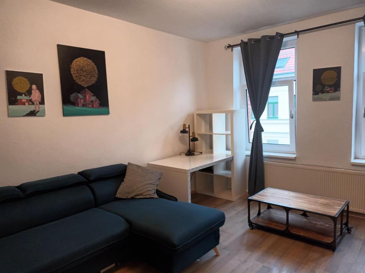 Flat In Neo Country Style Aus Gruenderzeit Bis 6 Person Appartement Leipzig Buitenkant foto