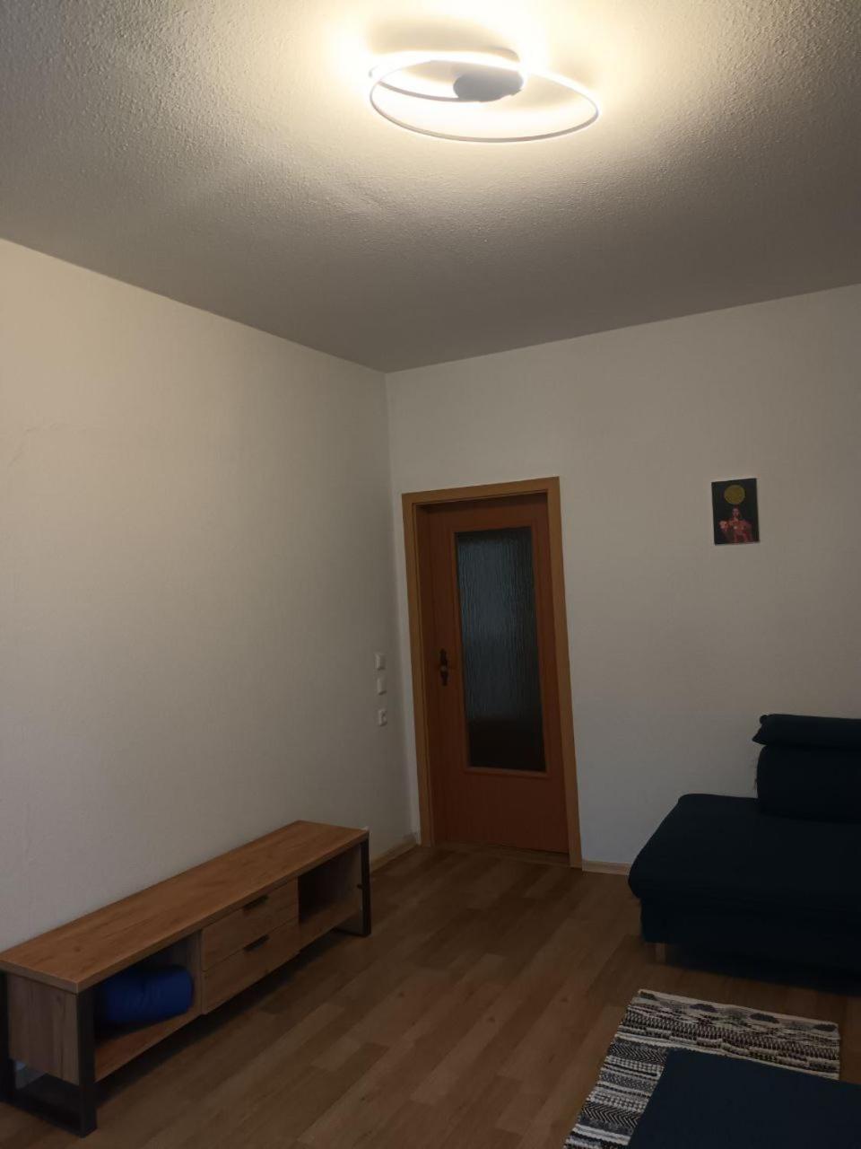 Flat In Neo Country Style Aus Gruenderzeit Bis 6 Person Appartement Leipzig Buitenkant foto