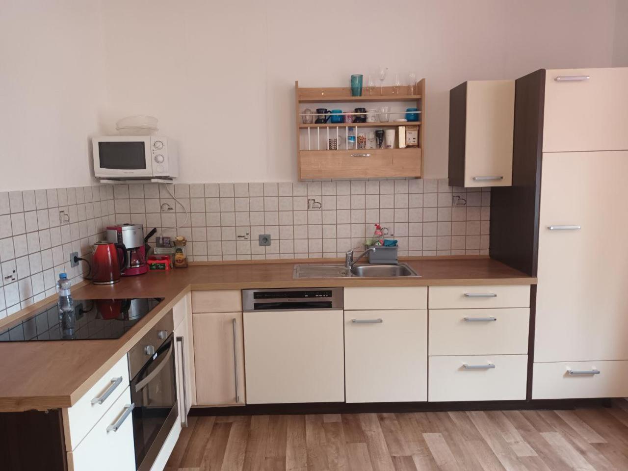 Flat In Neo Country Style Aus Gruenderzeit Bis 6 Person Appartement Leipzig Buitenkant foto